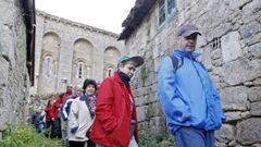 Participantes en un recorrido guiado por la Ribeira Sacra del Mi�o, en una imagen de archivo