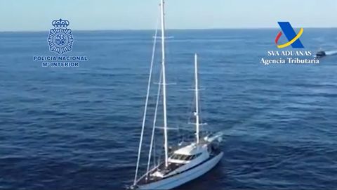 El Narco Del Velero