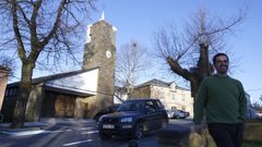 El itinerario empieza en la iglesia contempor�nea de Santa Cruz do Incio, restaurada �ntegramente el a�o pasado