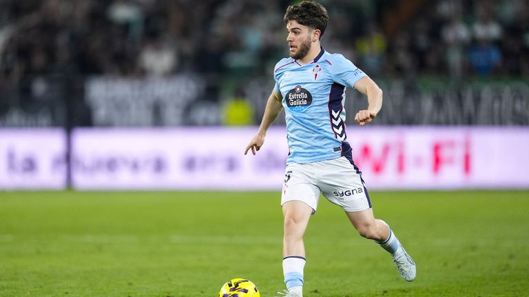 El jugador del Celta Sergio Carreira, durante el partido ante el Betis.