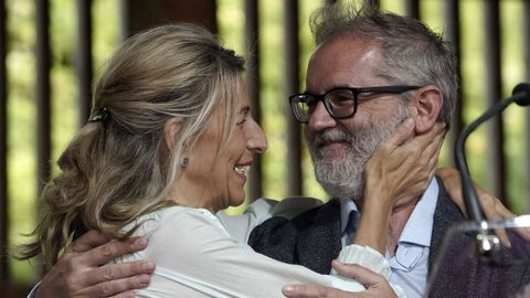 La candidata de Sumar a la Presidencia del Gobierno, Yolanda D�az y el candidato al Congreso, Rafael Cofi�o