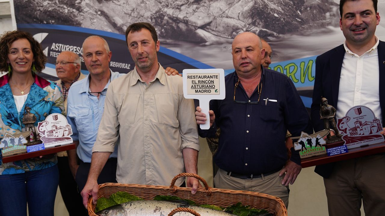 Récord en la subasta del campanu: 19.300 euros por el primer salmón de la  temporada, que será para un restaurante madrileño