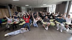 Unha das imaxes que deixou a Liga Escolar de Regueifa no 2025