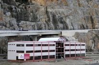<span lang= es-es >EL PROYECTO CR�TICO</span>. La exigencia de devoluci�n del pr�stamo concedido por el Ministerio de Industria para construir una nueva sede empresarial en el puerto precipit� la crisis. 
