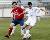Diego Torres, a la derecha, en un partido de la Preferente Auton�mica ante la SD Chantada.