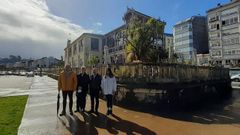 Carlos Bab�o, Abel L�pez Soto, N�stor Rego e Isab�l Reim�ndez, del BNG, ante La Terraza