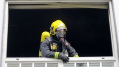 Los bomberos de Chantada en un desplazamiento a causa de un incendio urbano