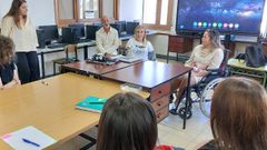 Naiara y Merchi en un momento de la actividad en los Salesianos