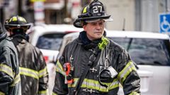 Jorge Bermo trabaja desde hace 12 aos en el cuerpo de bomberos de Newark