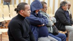 El condenado Pablo Garc�a, a la izquierda, durante el juicio