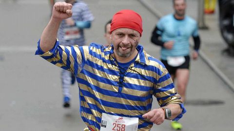 Participante en la Carrera de Carnaval de Vigo