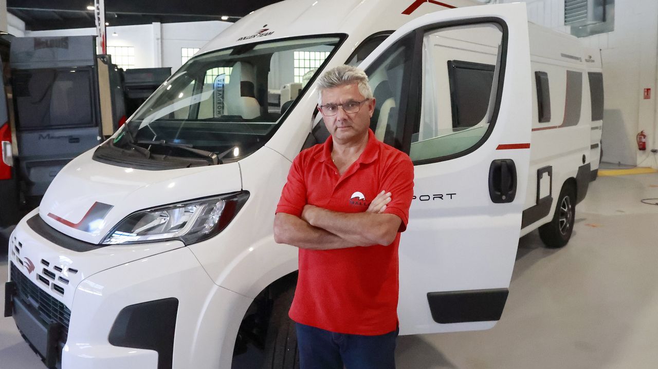 José Manuel Mallón de Remolques y Caravanas Mallón: «Las cámper son la mejor opción para el día a día»
