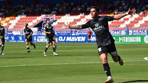 Mingo celebra su brillante definición en el duelo de Almendralejo