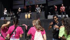Sesi�n verm� de la orquesta Abanico en las fiestas de A Guadalupe del a�o pasado