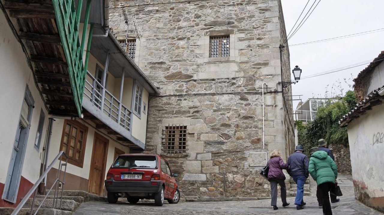 El Ayuntamiento de Monforte contrata obras para eliminar las goteras en el torreón de la Cárcel Vieja