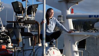 Jenni Fern�ndez Lojo, marinera del cerquero de Portos�n Mar de Amura