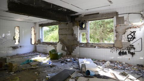 Instalaciones abandonadas del psiqui�trico de To�n