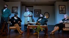 La compa��a Teatro do Asteleiro reabre con su pieza teatral el ciclo Domingos a Escena en Caranza.
