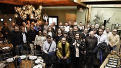 La promoci�n de los alumnos de Salesianos nacidos en 1965 se reuni� por primera vez desde que dejaron el centro escolar