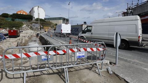 Fotograf�a tomada este martes a mediod�a, con furgonetas todav�a transitando por la R�a do Berb�s