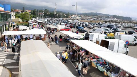 Imagen del mercadillo de A Pobra
