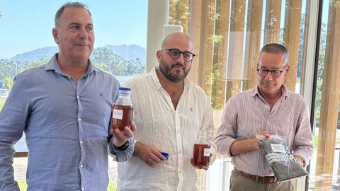 Terras Gauda present&oacute;&nbsp;un t&eacute; de vermicompost que tiene propiedades&nbsp;bioestimulantes para el vi&ntilde;edo