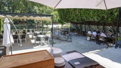 Terraza de A Garrafeira, en Leiro
