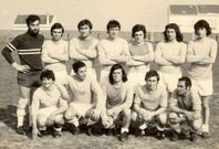 : Ram�n, Andr�s, Chicho, Tito, Chi�o, Lalo, Calete, Miguel, Chencho, Mag�n, Pedro y Meil�n (Campo Mart�nez Otero de Foz, a�o 1970).