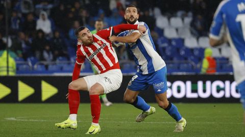 Pablo Martnez, durante el partido entre el Deportivo y el Sporting en Riazor