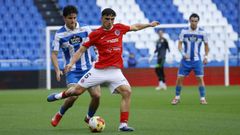 El centrocampista ourensano visit� Riazor con su equipo para medirse al Fabril