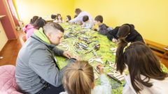 Actividades de conciliaci�n en la biblioteca de Buxantes, a inicios de semana