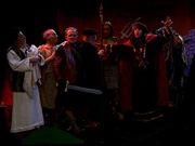 Los vecinos realizar�n en el cap�tulo de hoy una funci�n ben�fica.