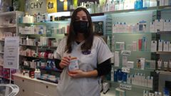 Isabel Pealver, farmacutica de la farmacia Pealver que recibi test de antgenos para nios. 