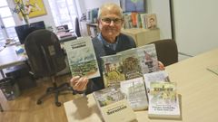 Guillermo Llorca, coa s�a colecci�n da memoria hist�rica de Ferrol, onte en Embora.