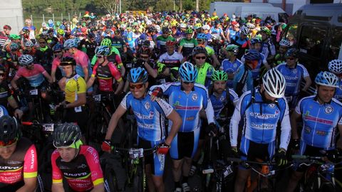 PRIMER TERRAS DE BARBANTIA BTT CON SALIDA DESDE LA AVENIDA DE COMPOSTELA EN BOIRO