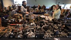 Un paseo por la nostalgia con la Feria de Antig�edades en Santiago