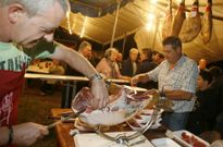 La Festa do Xam�n de Berm�s ?en la foto? y el Mexil�n de Soutolongo, referencias gastron�micas hoy.