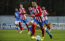 El gol de Cano (en la imagen) puso fin a una racha de doce partidos sin perder del Pontevedra. 