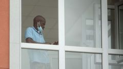 La vivienda con los 50 aislados est� situada en la Avenida da Terra Ch�, en Castro de Ribeiras de Lea