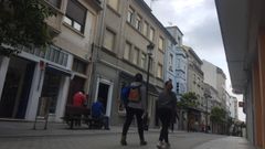 El 100 % de un piso en la calle Reinante. Entre los bienes inmuebles, Francisco 
Moreda leg� el 100 % de un c�ntrico piso, el segundo del  n�mero 20 de la calle Reinante en el centro de Ribadeo, as� como el 50% indiviso del desv�n. El edificio es del a�o 1954 y su uso inicial fue como sanatorio