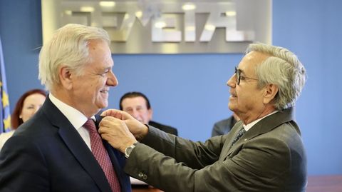 Ulacia y Fern�ndez-Escand�n