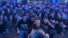 XMaseda65, en primeiro plano, no concerto que ofreceu hai uns d&iacute;as en La Conservera, en Celeiro