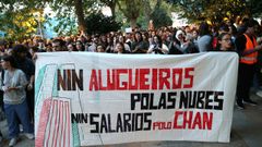 La acci�n reivindicativa comenz� ayer por la tarde con una marcha que parti� de la Alameda compostelana
