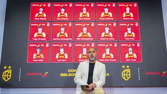 Chus Mateo, seleccionador espa�ol, durante la rueda de prensa celebrada este mi�rcoles.