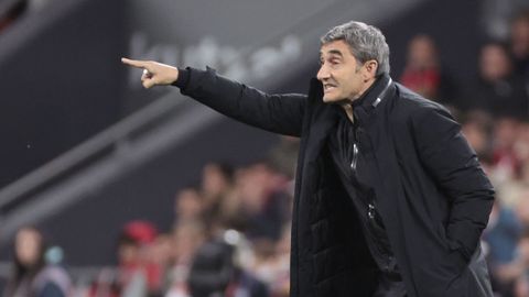 El entrenador del rival del Celta de este domingo, el Athletic Club, Ernesto Valverde.