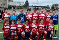 Los futbolistas del equipo benjam�n del Calasancio dieron la talla ayer en el torneo gallego. 