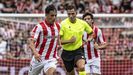 �rbitro en un partido del Sporting