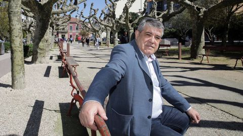 MODESTO POSE - PSOE por Pontevedra - Nacido en 1955. Médico