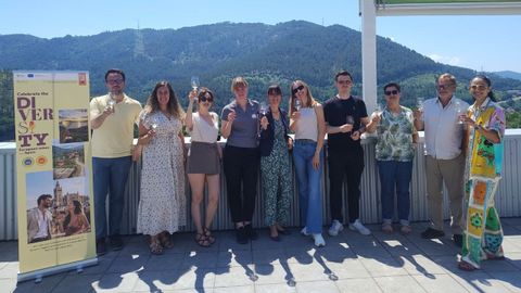 Los prescriptores suizos visitaron bodegas y las sedes de los consellos reguladores de R�as Baixas y Ribeiro