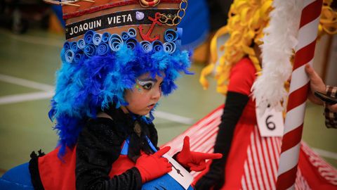 Concurso de disfraces en el carnaval de Outes.